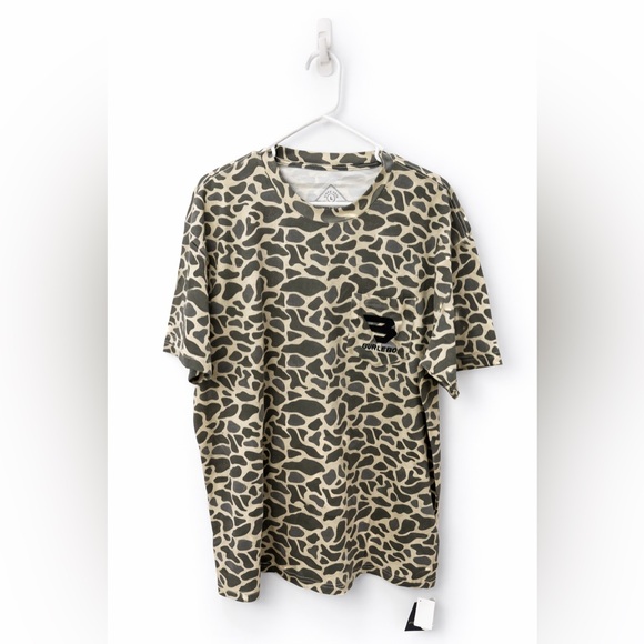 BURLEBO Other - BURLEBO Mens NWT Classic Camo Tee Size Large